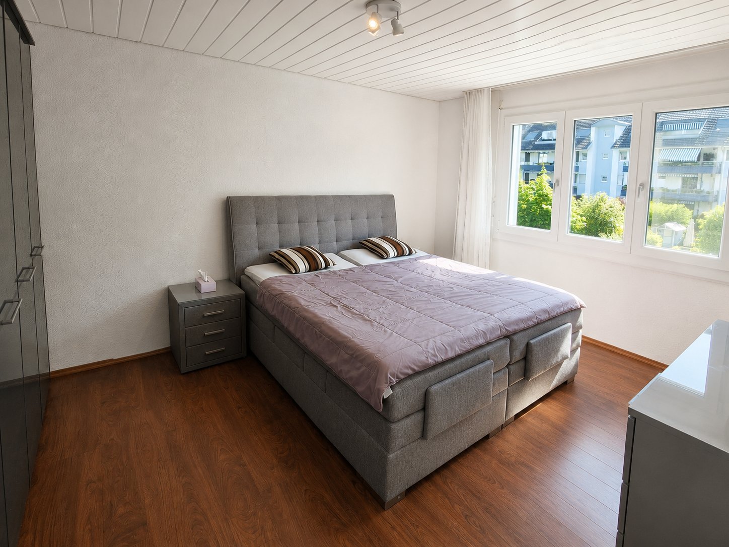 Schlafzimmer 1
