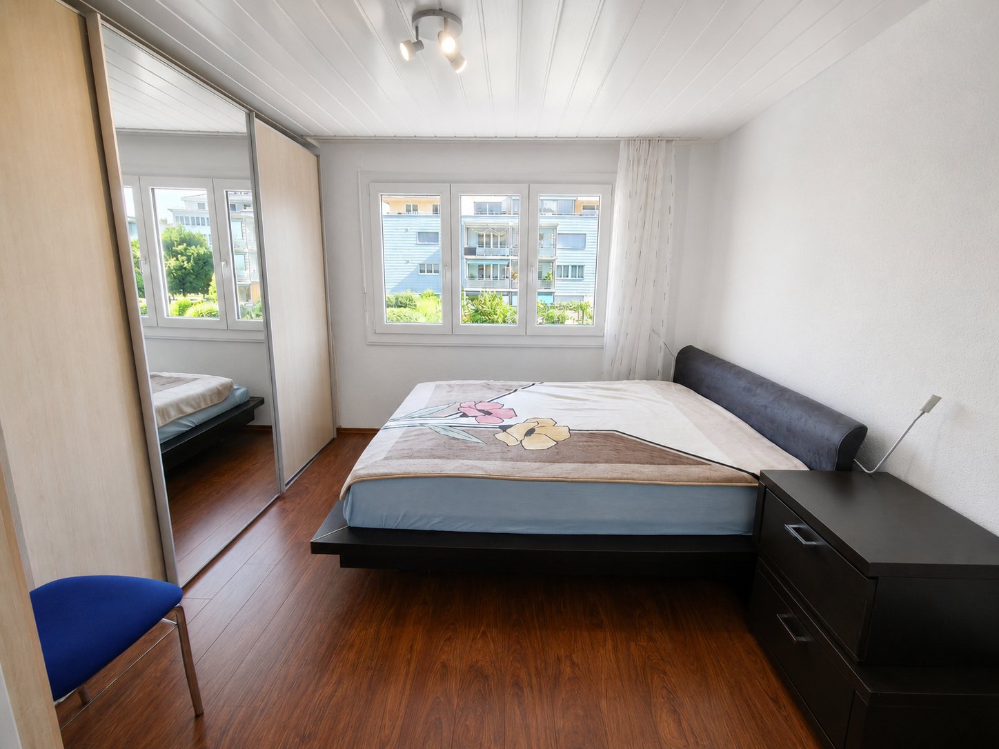 Schlafzimmer 2